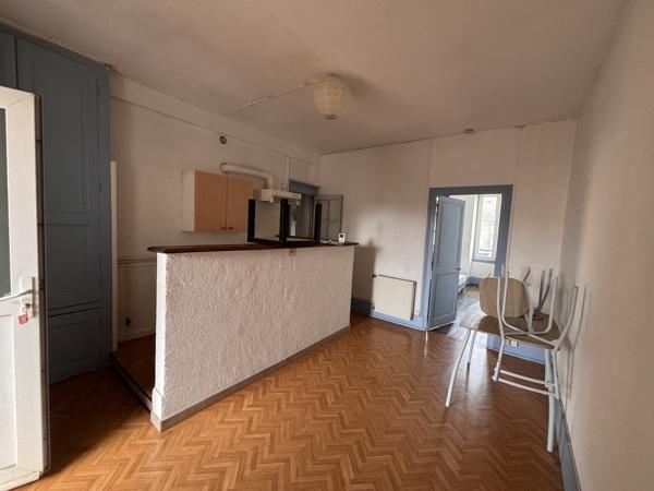 Appartement
                                                                                                                                                                                                                                                                                                                        2 pièce(s)                                                                                                                                                                                                          1 chambre(s)                                                                                                                                                                                                          36  m²