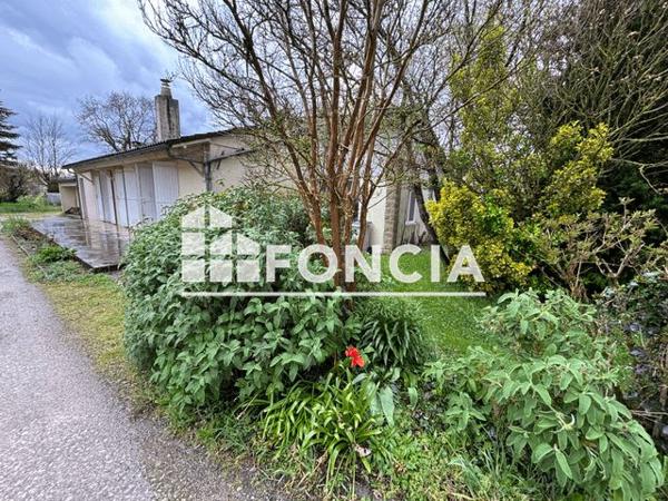 À vendre Maison 6 pièces 134 m² - Gensac-la-pallue 16130