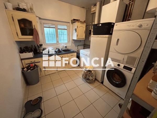 À vendre Maison 6 pièces 134 m² - Gensac-la-pallue 16130