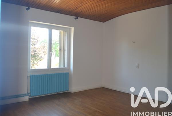 Location maison 4 pièces 95 m² Grand