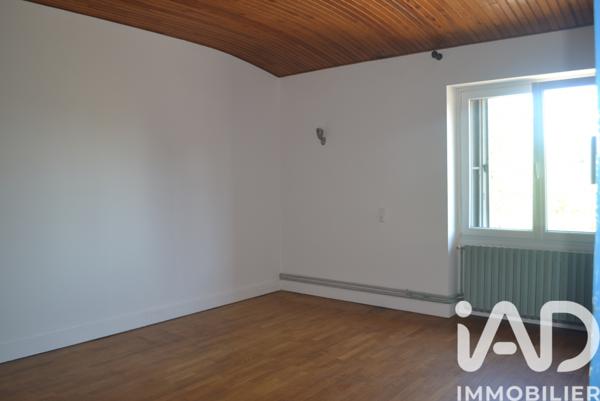 Location maison 4 pièces 95 m² Grand