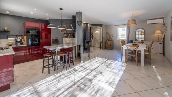 Maison à vendre |  Cheval-Blanc |  6 pièces | 128 m²