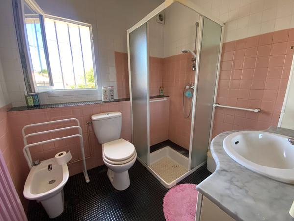 Maison 6 pièces - Fort potentiel -St Philbert de Gd lieu- Terrain clos 900 m2