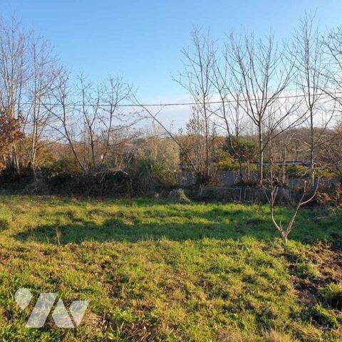 Terrain constructible de 520m² idéalement situé sur la jolie commune de GOUESNAC'H.