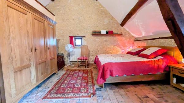 Propriete deux longères à l'orée de la foret