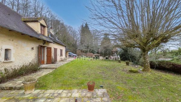 Propriete deux longères à l'orée de la foret