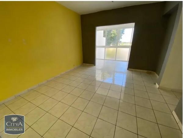 Appartement à louer 3 pièces 61.84m² Saint-Denis (97400)