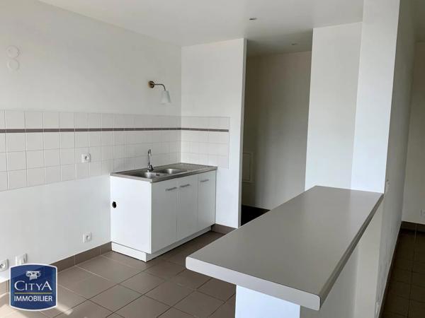 Appartement à louer 4 pièces 96.38m² Saint-Pierre-des-Corps (37700)