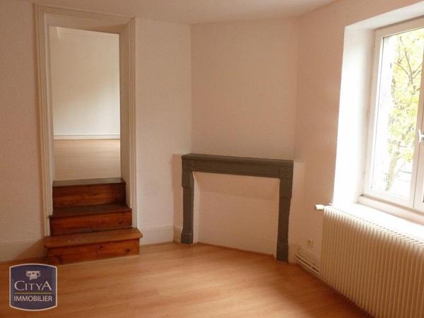 Appartement à louer 2 pièces 57.42m² Riom (63200)