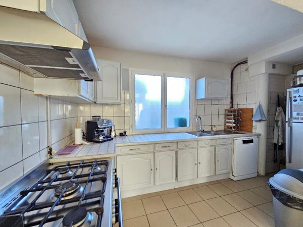 Maison en pierre à vendre 16440 Sireuil