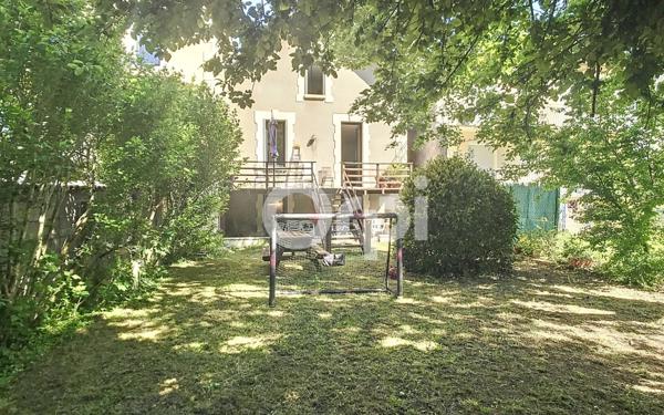 Maison à vendre    5 pièces •  Boulazac