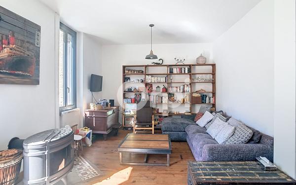 Maison à vendre    5 pièces •  Boulazac