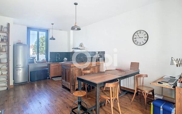 Maison à vendre    5 pièces •  Boulazac