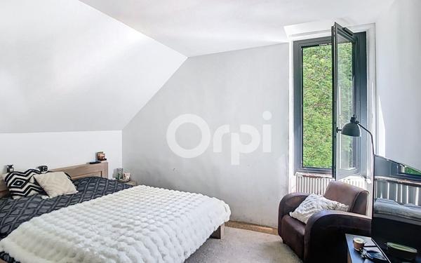 Maison à vendre    5 pièces •  Boulazac