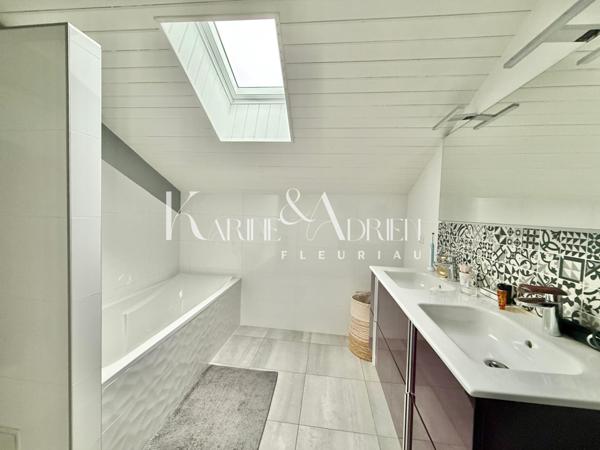 Charme et prestations confortables pour cette propriété en pierre