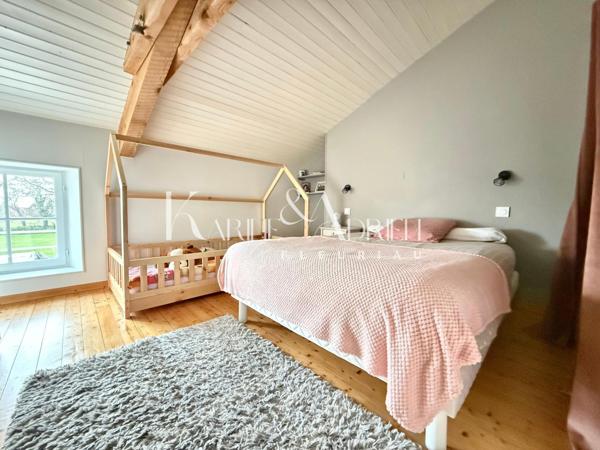 Charme et prestations confortables pour cette propriété en pierre