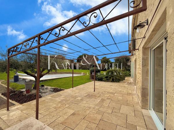 Charme et prestations confortables pour cette propriété en pierre