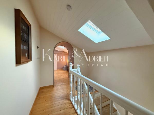 Charme et prestations confortables pour cette propriété en pierre