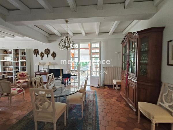 Maison à BEAUVAIS-SUR-MATHA, 17490 - 5 pièces 220m²