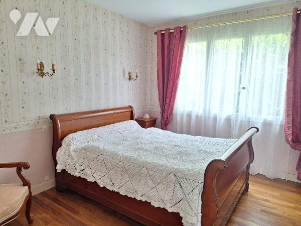 Maison 93m², Aubigny-Sur-Nère