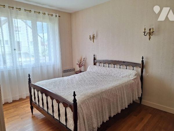 Maison 93m², Aubigny-Sur-Nère