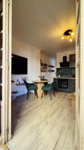 CHARMANT T2 ENTIÈREMENT RÉNOVÉ