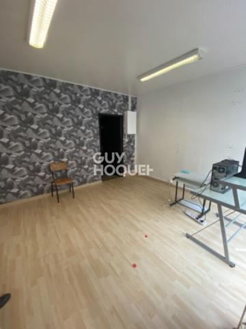 IMMEUBLE D'ENVIRON 110M² AVEC COMPTEURS INDIVIDUELS