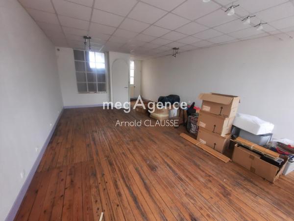 Appartement à AUXI-LE-CHATEAU, 62390 - 6 pièces 195m²