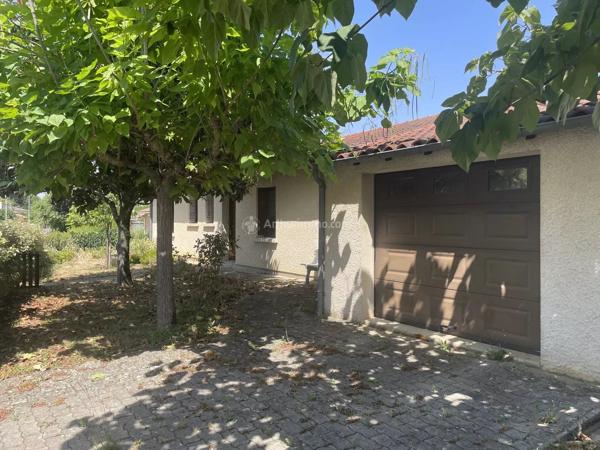Vente                                                      Villa
                        
                     6 pièces                      120 m2                     à Albi