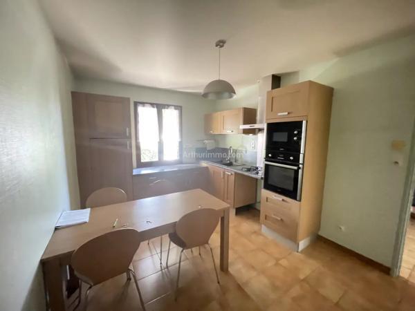 Vente                                                      Villa
                        
                     6 pièces                      120 m2                     à Albi