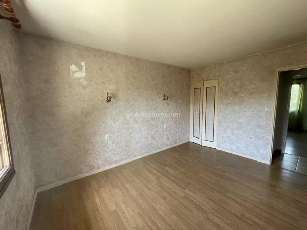 Vente                                                      Villa
                        
                     6 pièces                      120 m2                     à Albi