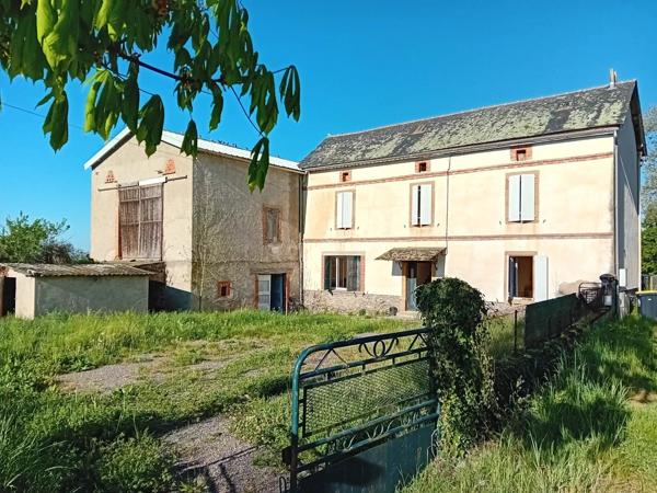 Vente                                                      Ferme
                        
                     3 pièces                      112 m2                     à Carmaux