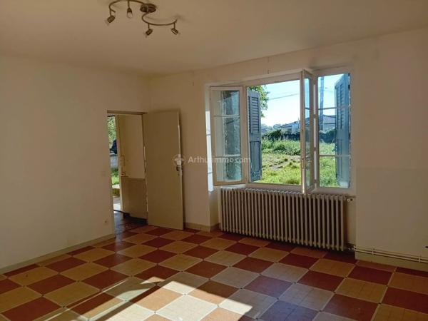 Vente                                                      Ferme
                        
                     3 pièces                      112 m2                     à Carmaux