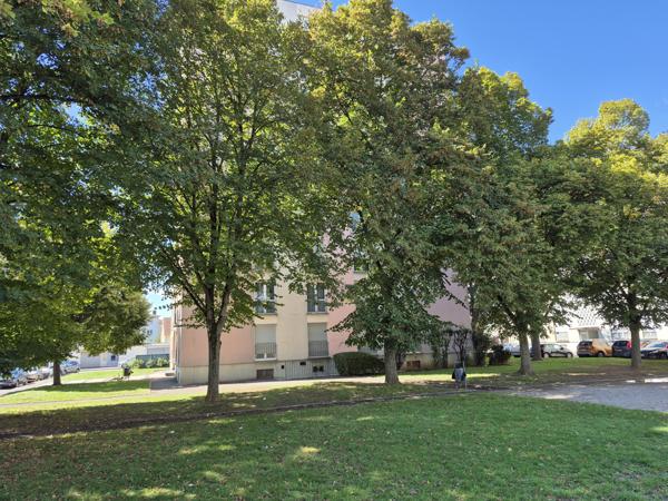 Vente / Appartement T4