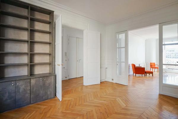 Appartement Paris 7 e - CHAMP DE MARS / SUFFREN