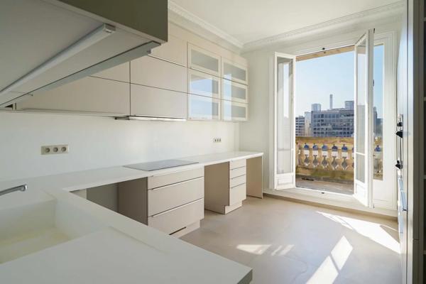 Appartement Paris 7 e - CHAMP DE MARS / SUFFREN