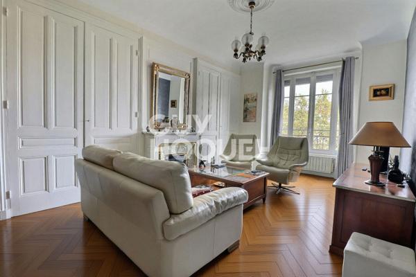 Beau T4 avec cachet de l'ancien - Place Jean Macé