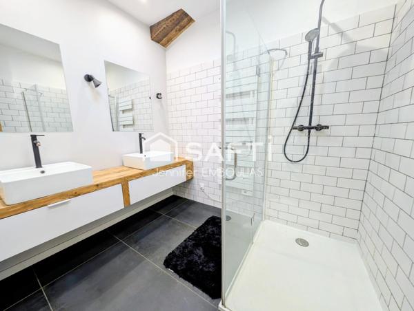 Maison en pierre rénovée avec charme et modernité – 180 m² – Haut Langoiran