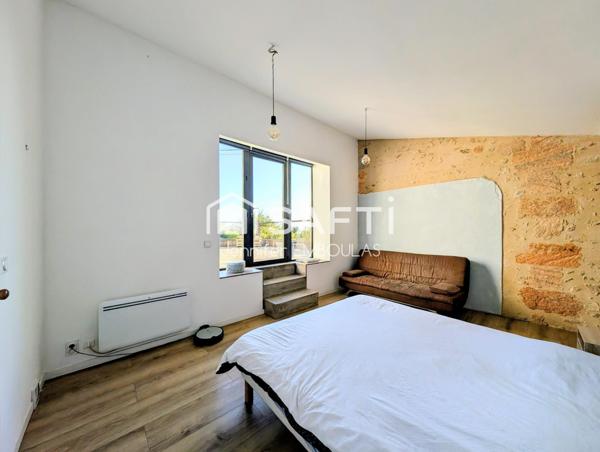 Maison en pierre rénovée avec charme et modernité – 180 m² – Haut Langoiran