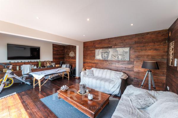 COUBLEVIE / VOIRON – Un Belvédère Contemporain d'Exception
