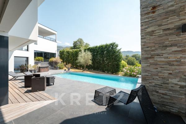 COUBLEVIE / VOIRON – Un Belvédère Contemporain d'Exception
