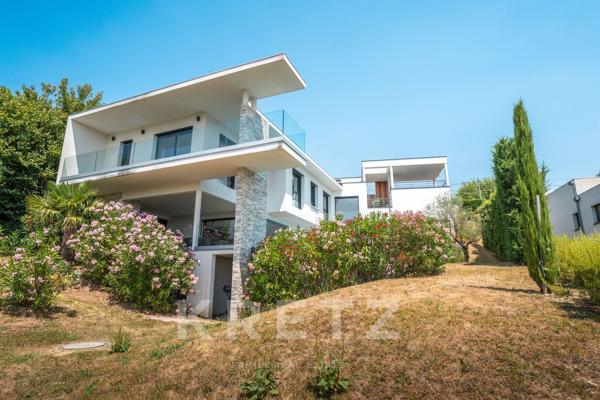COUBLEVIE / VOIRON – Un Belvédère Contemporain d'Exception