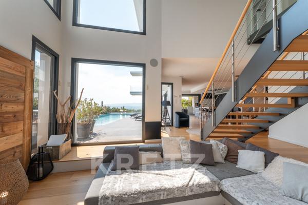 COUBLEVIE / VOIRON – Un Belvédère Contemporain d'Exception