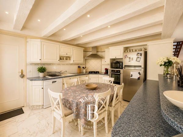 Lamorlaye, Maison  244 m² à vendre