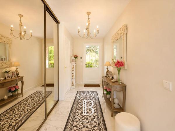 Lamorlaye, Maison  244 m² à vendre