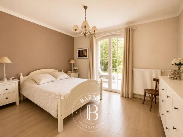 Lamorlaye, Maison  244 m² à vendre