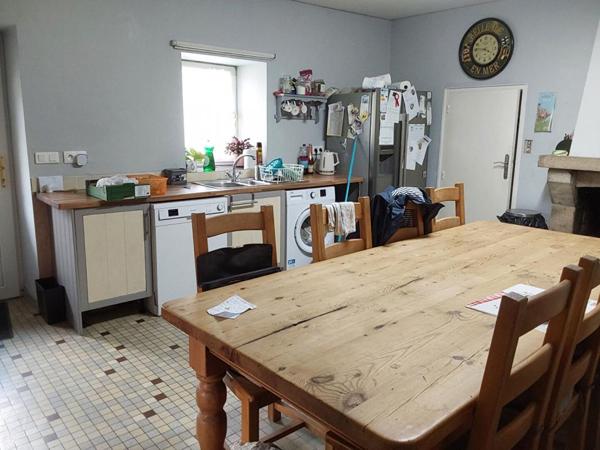 Maison Rostrenen 6 pièce(s) 142 m2