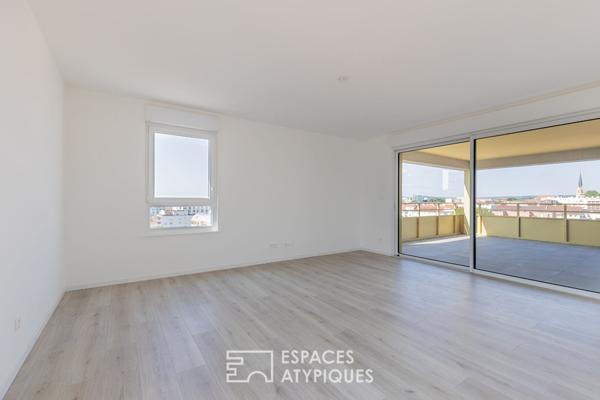 Dernier étage avec terrasses et vue dégagée