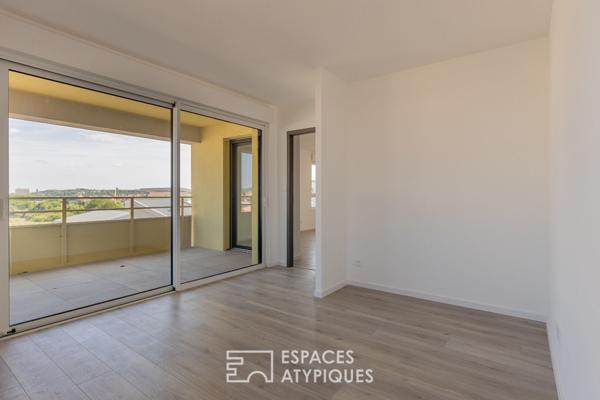 Dernier étage avec terrasses et vue dégagée