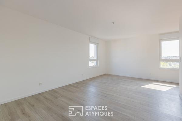 Dernier étage avec terrasses et vue dégagée